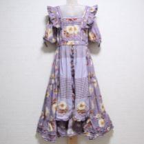 パープル雛菊とさくらんぼプリントパッチワークエプロンドレス