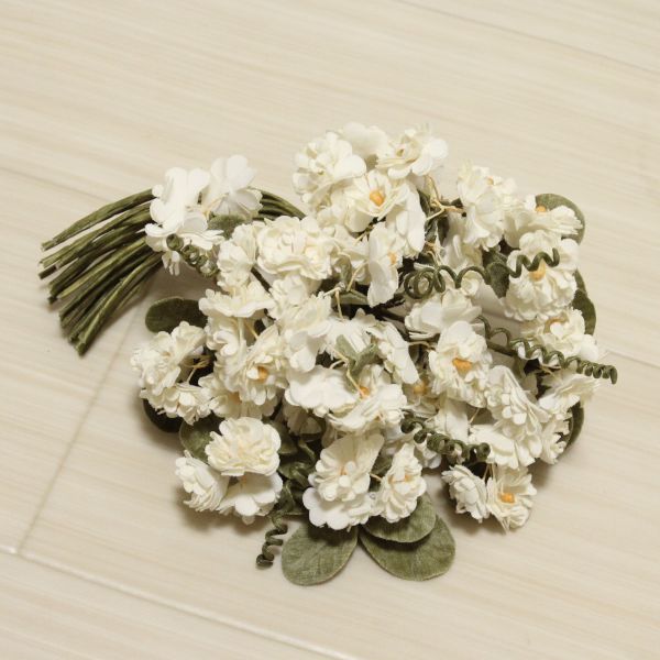 白い花ブーケコサージュ - ピンクハウス通販｜リサイクル