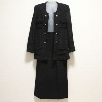 黒ロゴ入り金ボタンスーツ【M】