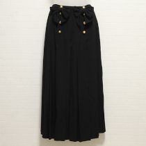 黒金ボタンリボン付きスカート