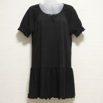 黒フリル付きカットソーチュニック