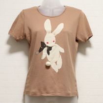 ベージュうさぎTシャツ