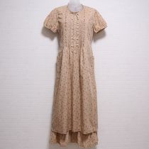 ベージュ系小花レイヤーワンピース
