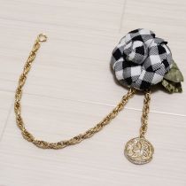 黒系チェックカメリア引っかけチェーン