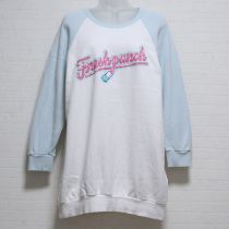 サックス×白フレッシュパンチトレーナー