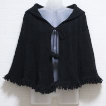 黒ケーブル編みフード付きポンチョ