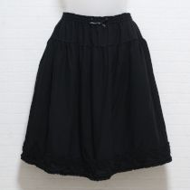 黒ニットモチーフ使いスカート【F】