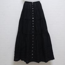 黒挟みレースローンスカート