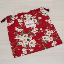 赤苺と白い花巾着
