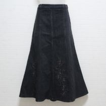 黒鈴蘭刺繍デニムスカート【L】