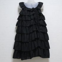 黒リボンモチーフ付き段々フリルチュニック