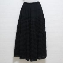 黒ジョーゼットピコフリルスカート