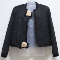 黒モチーフ付きキルティングシルクジャケット