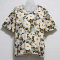 ブルーグレーガーデニア柄Tシャツ