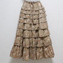 ベージュ系小花段々スカート
