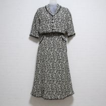 黒花柄ジャガードワンピース
