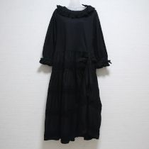 黒ピコフリルたくし上げローンワンピース