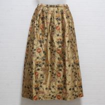 ベージュ系花刺繍シルクスカート