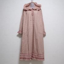 ピンクチェックブレード使いフード付きワンピース