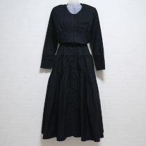 黒ピンタックワンピース