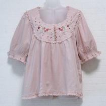 ピンク苺刺繍ローンブラウス