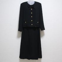黒裏地ドット金ボタンスーツ【L】