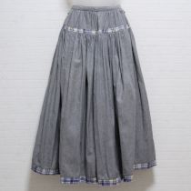 グレーチェック使いスカート
