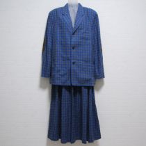 ブルー×グレーチェックスーツ