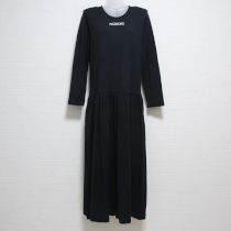 黒ロゴカットソーワンピース