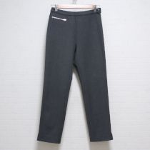 グレーストレッチパンツ