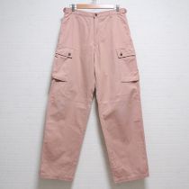 ピンクヒップポケットパンツ