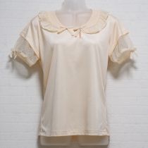 クリームチュール使いカットソー