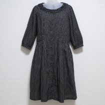 黒ドットフリルチュニックワンピース