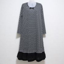 黒シルエットキャットカットソーワンピース【11号】