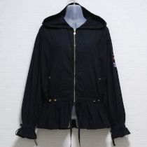 黒ハート刺繍フード付きジップアップブラウス