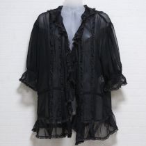 黒レース使いシフォンオーバーブラウス