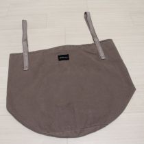 グレージュロゴパッチバケツバッグ