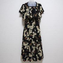 黒花柄サテンリボン使いポリワンピース