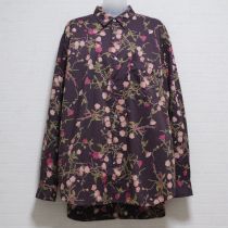 紫花柄ローンブラウス