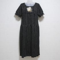 黒マーガレット刺繍カットソーワンピース