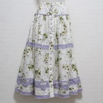 オフ白白つめ草パッチワークスカート