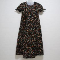 黒チェリー柄ワンピース