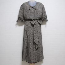 黒水玉ポリワンピースサッシュ付き