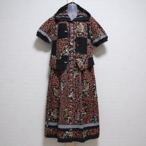 黒苺ベスト&フード付きワンピース