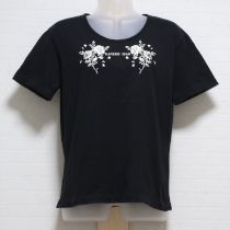 黒シルエット花プリントTシャツ