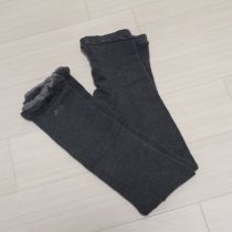 グレー裾フリルレギンス