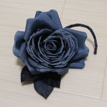 ブルー薔薇コサージュ