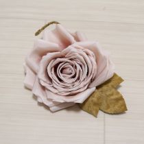 ピンク薔薇コサージュ