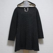 黒ドットフード付きカットソーチュニック