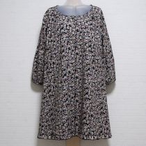 黒花柄金ボタンチュニックワンピース